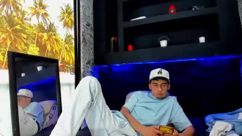 Snapshot of dante_tompson chatting on March 2025 03:40:01 PM Dante online show from March 2025 03:40:01 PM