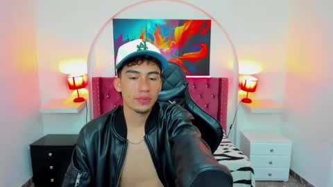 Snapshot of dante_tompson chatting on March 2025 12:26:01 PM Dante online show from March 2025 12:26:01 PM