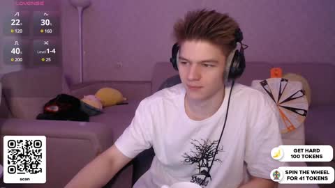 Snapshot of dantebigboi chatting on December 2024 06:31:02 PM Daniel online show from December 2024 06:31:02 PM