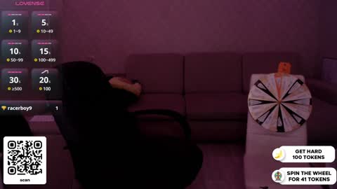 Snapshot of dantebigboi chatting on December 2024 10:35:02 PM Daniel online show from December 2024 10:35:02 PM