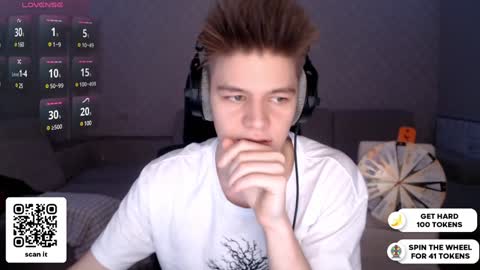 Snapshot of dantebigboi chatting on January 2025 04:59:01 PM Daniel online show from January 2025 04:59:01 PM