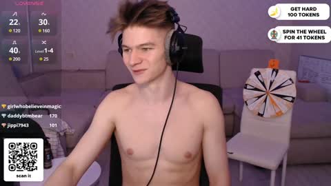 Snapshot of dantebigboi chatting on January 2025 11:22:01 PM Daniel online show from January 2025 11:22:01 PM