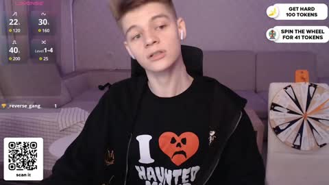 Snapshot of dantebigboi chatting on January 2025 05:56:02 PM Daniel online show from January 2025 05:56:02 PM