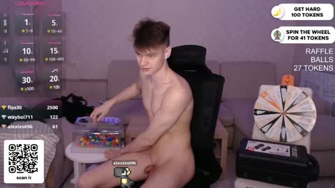 Snapshot of dantebigboi chatting on January 2025 08:58:01 PM Daniel online show from January 2025 08:58:01 PM