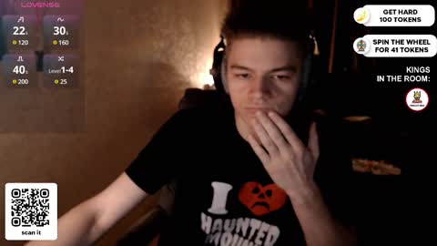 Snapshot of dantebigboi chatting on February 2025 08:14:02 PM Daniel online show from February 2025 08:14:02 PM