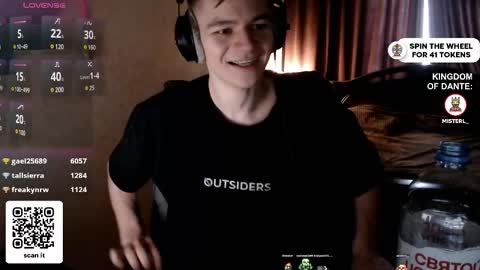 Snapshot of dantebigboi chatting on February 2025 03:34:02 AM Daniel online show from February 2025 03:34:02 AM