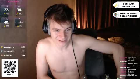 Snapshot of dantebigboi chatting on February 2025 10:20:02 PM Daniel online show from February 2025 10:20:02 PM