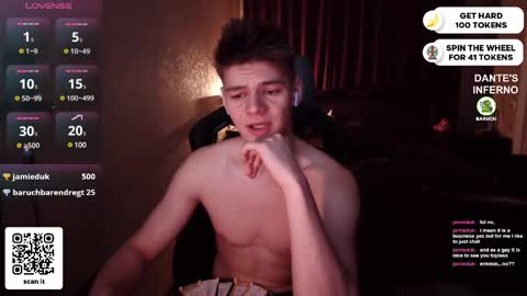 Snapshot of dantebigboi chatting on March 2025 07:45:02 PM Daniel online show from March 2025 07:45:02 PM