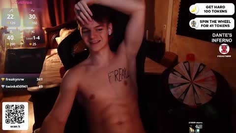 Snapshot of dantebigboi chatting on March 2025 08:31:01 PM Daniel online show from March 2025 08:31:01 PM