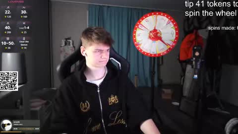 Snapshot of dantebigboi chatting on October 2025 01:21:01 PM Daniel online show from October 2025 01:21:01 PM