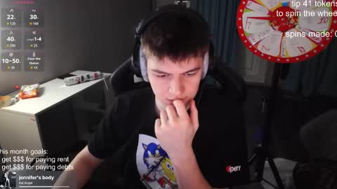 Snapshot of dantebigboi chatting on October 2025 11:22:01 AM Daniel online show from October 2025 11:22:01 AM