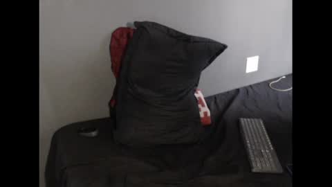 Snapshot of dantebrown1 chatting on May 2026 02:44:02 PM dantebrown1 online show from May 2026 02:44:02 PM