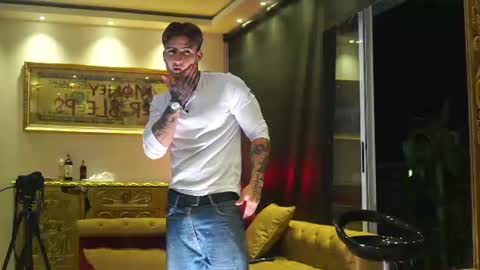 Snapshot of dantecoppolaa chatting on June 2026 01:48:01 AM Dante coppola online show from June 2026 01:48:01 AM