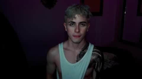 danteobscuro online show from November 2025 02:32:02 AM