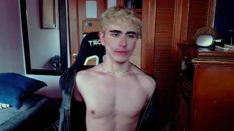 danteobscuro online show from December 2025 08:58:01 PM