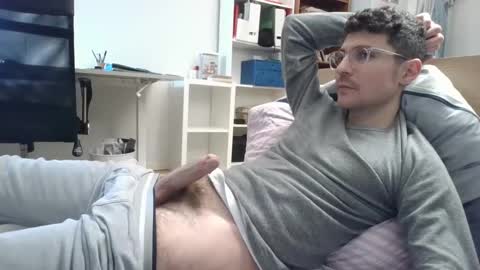 Snapshot of dantheman233 chatting on January 2025 05:44:02 PM Daniel online show from January 2025 05:44:02 PM