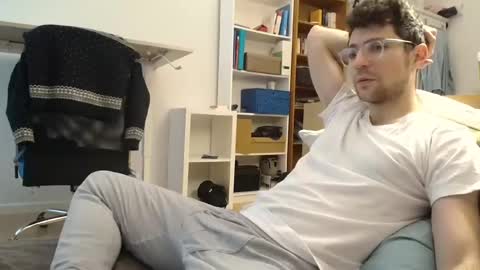 Snapshot of dantheman233 chatting on February 2025 02:21:01 PM Daniel online show from February 2025 02:21:01 PM