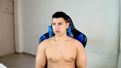 Snapshot of dantraxx chatting on February 2026 05:22:02 PM Dantraxx online show from February 2026 05:22:02 PM