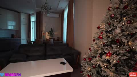 Dany and Anna online show from December 2025 05:14:02 AM