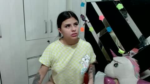 Snapshot of daphne877046 chatting on February 2026 03:32:02 AM daphne877046 online show from February 2026 03:32:02 AM