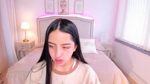 daphne_chers online show from February 2025 02:32:02 PM