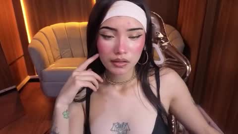 daphne_nicole_b online show from March 2026 12:54:01 PM