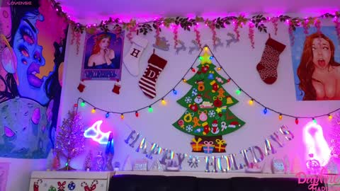 Snapshot of daphnemadison chatting on January 2025 08:31:02 PM Daphne Madison online show from January 2025 08:31:02 PM