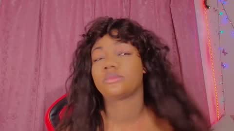 Daphne online show from December 2025 10:54:02 AM