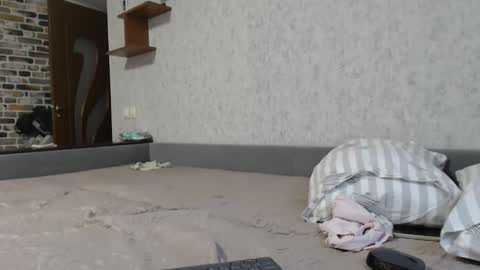 Snapshot of dara6761 chatting on September 2025 06:02:02 AM Dasha online show from September 2025 06:02:02 AM