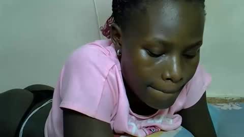 ESTHER online show from February 2025 09:25:02 AM