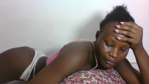 ESTHER online show from March 2026 04:51:02 AM