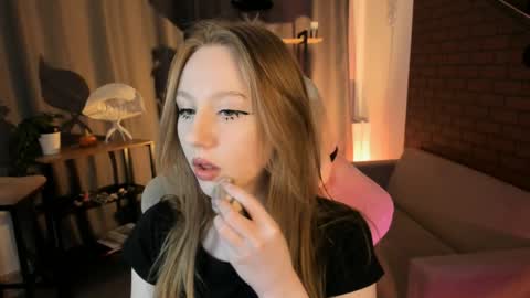 Daria Tate online show from March 2026 09:56:02 AM