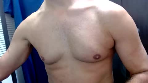 DaringDee75 online show from December 2025 11:47:01 AM