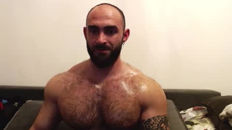 Dario  Muscel King online show from December 2025 08:26:01 PM