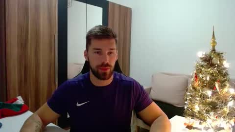 darius_94 online show from December 2025 05:39:02 AM