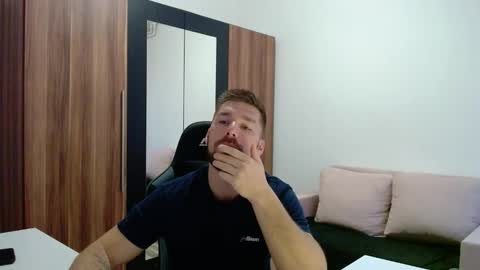 darius_94 online show from March 2026 05:24:01 AM