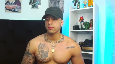 Darius Phoenix  online show from January 2025 07:20:02 AM