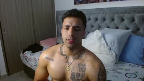 Darius Phoenix  online show from February 2025 10:24:02 AM