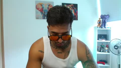 Snapshot of darius_phoenix chatting on July 2026 07:17:02 PM Darius Phoenix online show from July 2026 07:17:02 PM