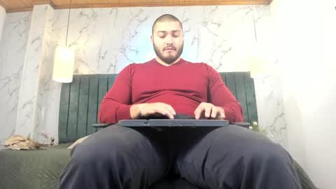Snapshot of darius_wolfe chatting on May 2026 11:18:02 AM Darius online show from May 2026 11:18:02 AM