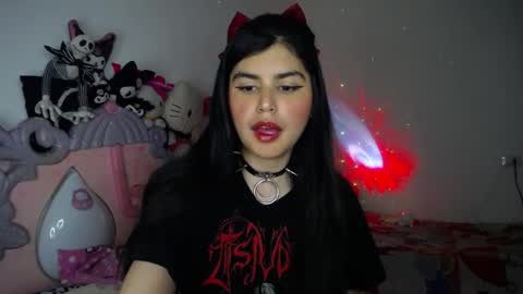 Moony online show from November 2025 10:16:02 AM