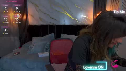 dark_dominika online show from March 2026 01:07:02 PM