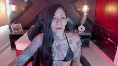 M I K A E L A online show from September 2025 12:54:01 PM