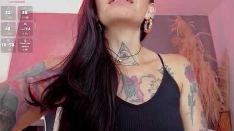 M I K A E L A online show from November 2025 12:30:01 PM