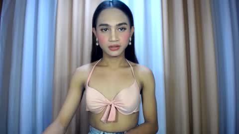 Snapshot of dark_hurohuro19 chatting on June 2026 02:45:02 AM LIANNA online show from June 2026 02:45:02 AM