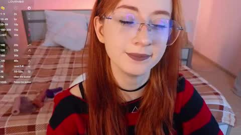 Snapshot of dark_lola_ chatting on May 2026 01:32:02 AM Lola online show from May 2026 01:32:02 AM