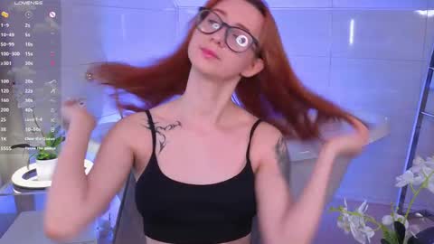 Snapshot of dark_lola_ chatting on May 2026 01:47:02 AM Lola online show from May 2026 01:47:02 AM