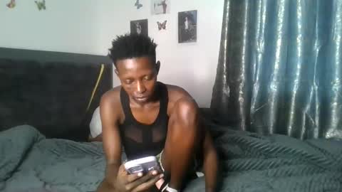 Snapshot of dark_mellanin chatting on May 2026 08:21:01 AM dark_mellanin online show from May 2026 08:21:01 AM