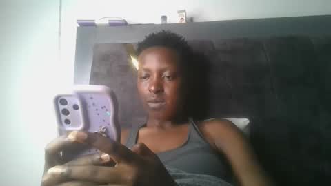 Snapshot of dark_mellanin chatting on May 2026 08:43:02 AM dark_mellanin online show from May 2026 08:43:02 AM