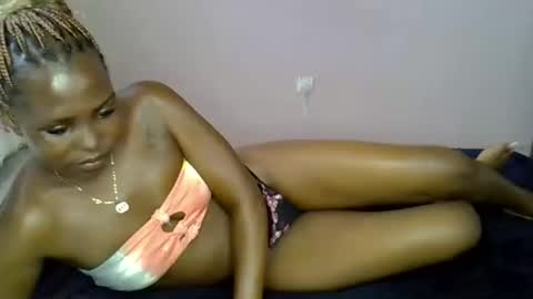 dark_petite_ online show from April 2026 08:45:01 AM